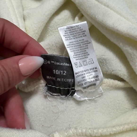 🌈 Star Wars Grogu (Baby Yoda) Hoodie – Size 10/12 – Soft & Cozy! - Picture 3 of 4